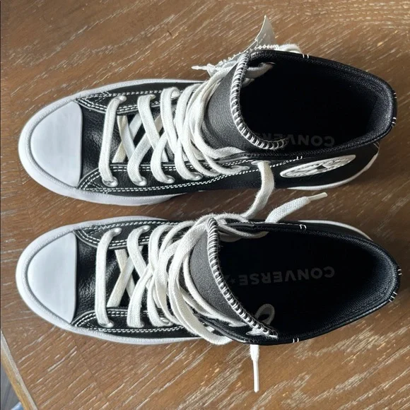 Converse Chuck Taylor All Star Lugged Leather Platforms Sneakers 567164C - Picture 9 of 13